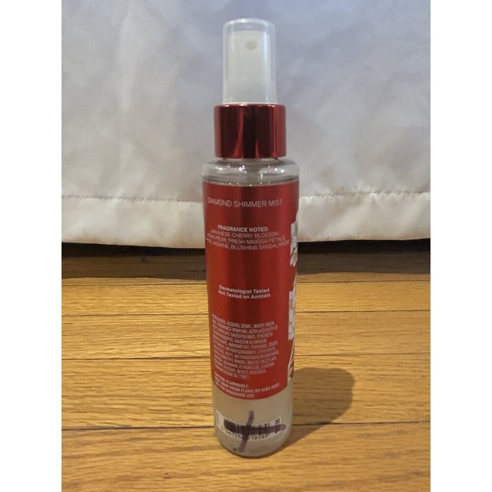 New Bath & Body Works Japanese Cherry Blossom Diamond Shimmer Mist - Picture 2 of 2
